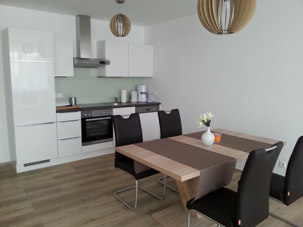 Penthouse Griemann 2 Fuer Max 4 Personen Mit Eigener Grosser Dachterrasse Zum Relaxen! Illmitz Exterior photo